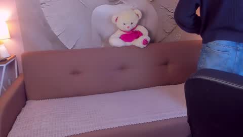 adrianoaubert online show from March 2025 02:37:02 AM