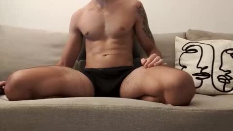 Adriano online show from September 2025 06:30:01 PM