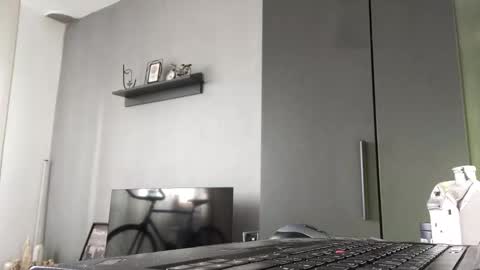 Snapshot of adrianohunt chatting on February 2026 12:57:02 PM Adriano online show from February 2026 12:57:02 PM