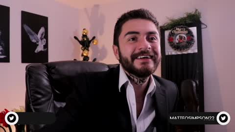 Snapshot of adrianwilliams_ chatting on December 2024 10:45:01 PM Adrian Williams online show from December 2024 10:45:01 PM