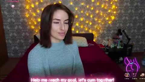 Adriana online show from December 2025 07:07:01 PM