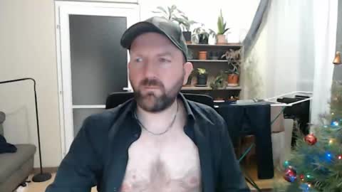 Felix84 online show from December 2025 10:28:02 PM