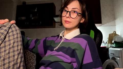 Snapshot of aevra chatting on December 2024 11:51:01 PM vegans taste better online show from December 2024 11:51:01 PM