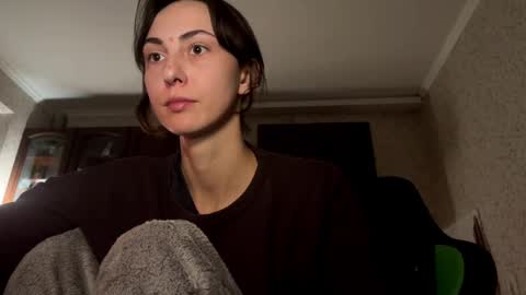 Snapshot of aevra chatting on December 2024 11:18:02 PM vegans taste better online show from December 2024 11:18:02 PM