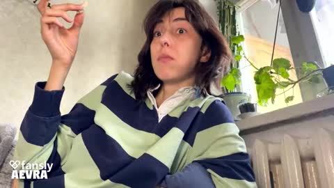 Snapshot of aevra chatting on October 2025 05:40:01 AM vegans taste better online show from October 2025 05:40:01 AM