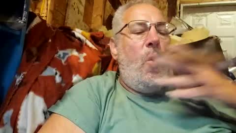 Snapshot of afguy1971 chatting on October 2025 04:11:01 AM AFGuy71 online show from October 2025 04:11:01 AM