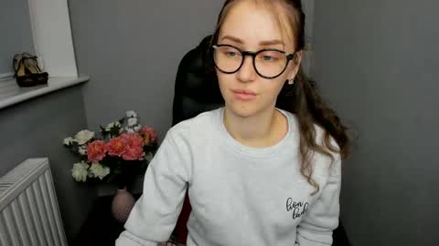 Afina online show from December 2024 05:17:02 PM