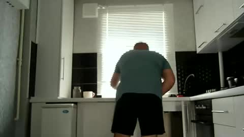 Snapshot of afonya342 chatting on May 2026 10:21:02 AM Sasha online show from May 2026 10:21:02 AM