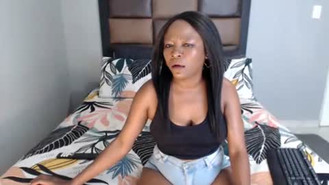 Snapshot of africasoil chatting on January 2026 08:08:01 AM Africasoil online show from January 2026 08:08:01 AM