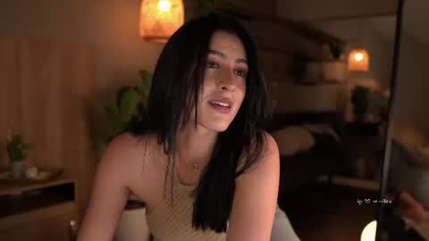 Snapshot of afrodita__25 chatting on July 2026 10:58:02 PM Emma online show from July 2026 10:58:02 PM