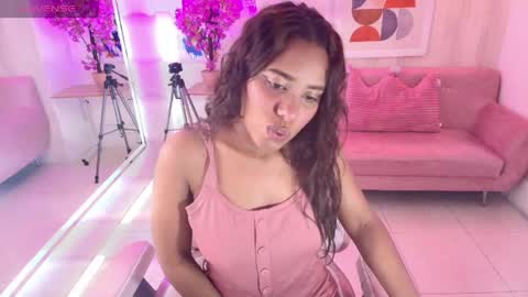 Snapshot of afrodita_loren chatting on May 2026 03:34:01 AM afrodita_loren online show from May 2026 03:34:01 AM