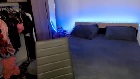 Afro online show from April 2026 12:32:01 PM