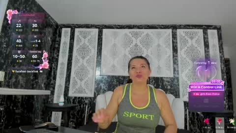 Snapshot of agata_jade chatting on May 2026 10:19:02 AM Agata online show from May 2026 10:19:02 AM
