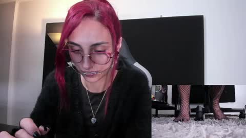 Agata Collinss online show from March 2026 06:47:02 AM