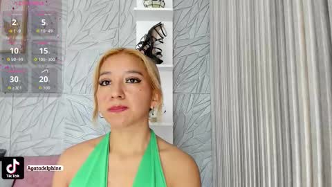 Agatadelphine online show from December 2025 12:13:02 PM