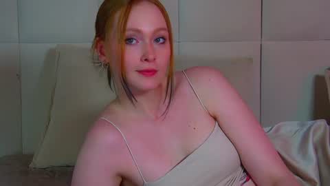Snapshot of agatafoxley chatting on July 2026 09:18:02 PM AgataFoxley online show from July 2026 09:18:02 PM