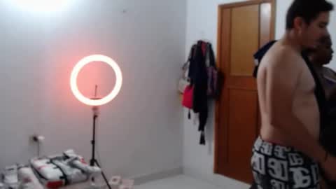 independent model online show from February 2025 03:44:02 AM