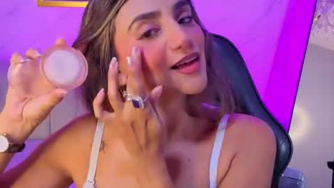 Snapshot of agatha_brooks_t chatting on June 2026 12:31:02 PM AGATHA online show from June 2026 12:31:02 PM