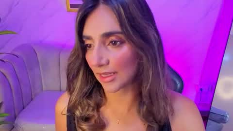 Snapshot of agatha_brooks_t chatting on July 2026 12:40:02 PM AGATHA online show from July 2026 12:40:02 PM