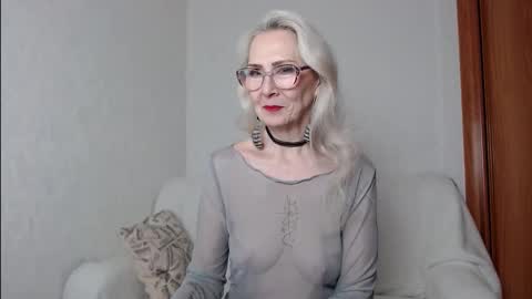 Snapshot of agatha_moore_ chatting on November 2025 03:44:01 PM Agatha online show from November 2025 03:44:01 PM