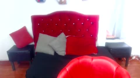 CAROLINA online show from January 2025 04:36:01 PM