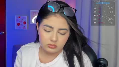 Snapshot of agatha_riccie chatting on July 2026 05:14:02 AM Cat online show from July 2026 05:14:02 AM