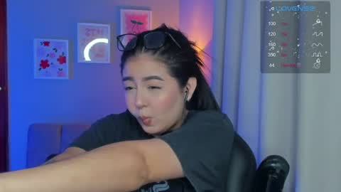 Snapshot of agatha_riccie chatting on July 2026 03:48:01 AM Cat online show from July 2026 03:48:01 AM