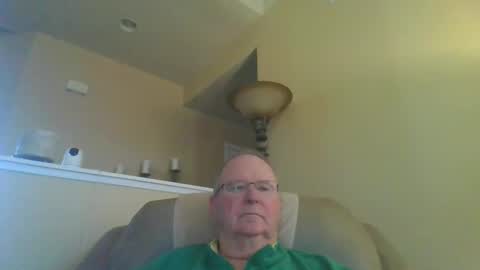 Snapshot of agedscotch chatting on January 2025 04:17:01 PM agedscotch online show from January 2025 04:17:01 PM