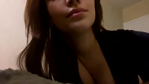 Agnes online show from February 2026 10:16:01 PM