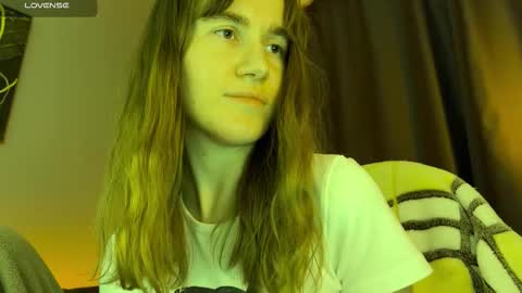 Snapshot of agniia257 chatting on February 2026 03:07:02 AM Kleya online show from February 2026 03:07:02 AM