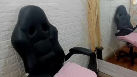 Ahisha online show from December 2024 02:00:02 PM