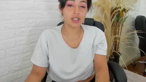 Snapshot of ahisha09 chatting on December 2024 02:27:01 PM Ahisha online show from December 2024 02:27:01 PM