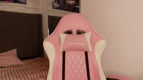 Aida online show from October 2025 11:36:01 PM