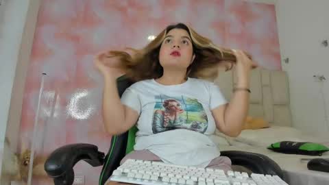 karoline  online show from October 2025 12:52:02 AM