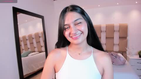 aidajoness online show from October 2025 12:17:01 PM