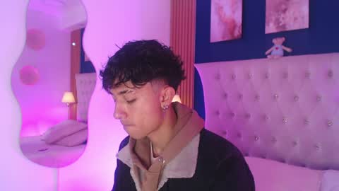 Aiden online show from April 2026 12:49:01 PM