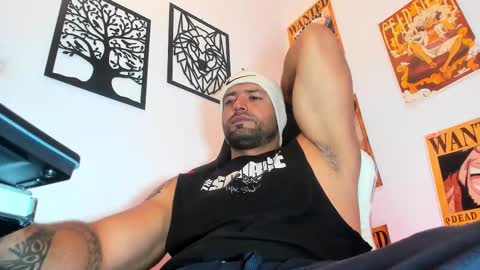 Aiden Brites online show from November 2025 02:11:02 AM