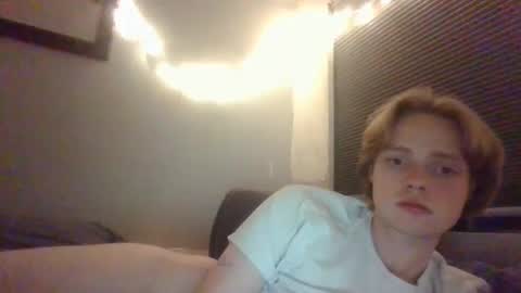 Snapshot of aidenisdunn chatting on December 2024 02:24:02 PM aidenisdunn online show from December 2024 02:24:02 PM