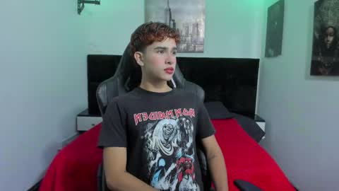 Aiden  online show from September 2025 12:17:01 PM