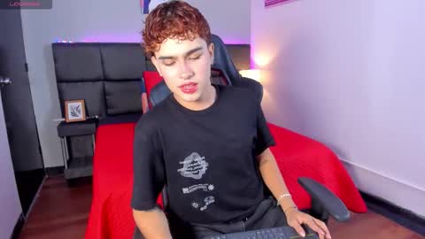 Aiden  online show from January 2026 03:15:01 PM