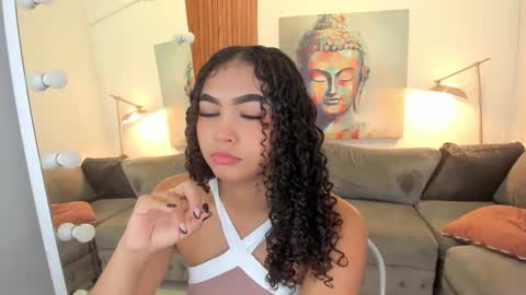 Alisson online show from October 2025 07:41:01 PM