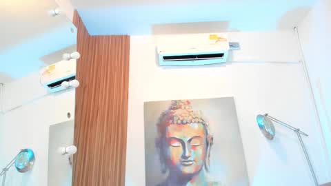 Alisson online show from November 2025 07:35:01 PM