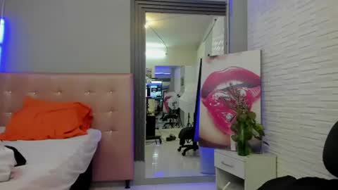 aileenkeys online show from June 2026 07:08:01 PM