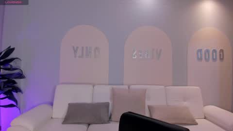 Snapshot of aileenvega chatting on February 2025 11:20:02 AM AILEEN VEGA online show from February 2025 11:20:02 AM