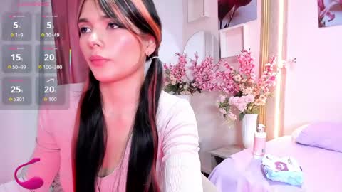 Snapshot of aili_queen chatting on May 2026 12:56:01 PM Catalina online show from May 2026 12:56:01 PM