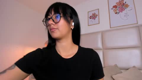 Aily Yozuko online show from February 2025 02:51:02 AM