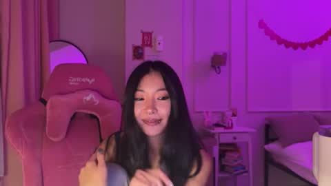 Snapshot of aimeclarks chatting on January 2026 06:31:01 PM Aime online show from January 2026 06:31:01 PM