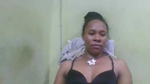 Snapshot of aimee982179 chatting on May 2026 06:27:01 PM aimee982179 online show from May 2026 06:27:01 PM