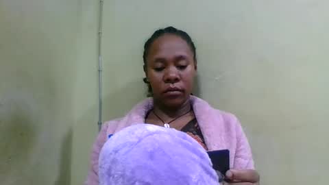 Snapshot of aimee982179 chatting on June 2026 02:44:02 AM aimee982179 online show from June 2026 02:44:02 AM