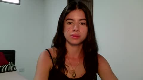 Snapshot of aine_ileana chatting on September 2025 04:17:01 PM J online show from September 2025 04:17:01 PM